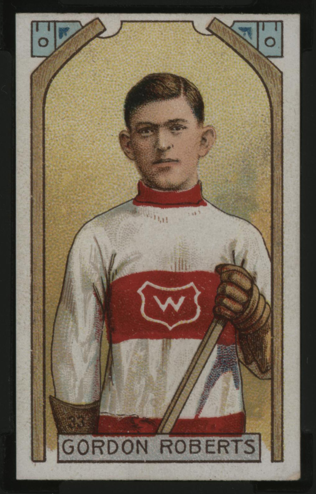 1911-1912 C55 Imperial Tobacco Hockey #33 Gordon Roberts - Issued Front